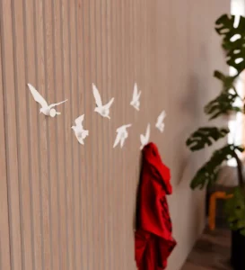 ISODECO Aku WallClip Aviary Vogels met Wandknoppen Wit - Set van 7